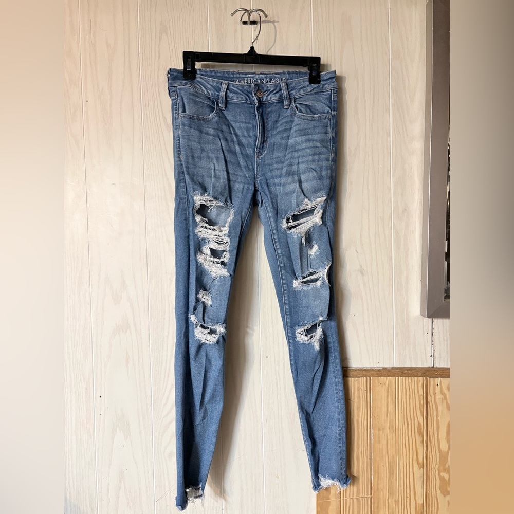 American Eagle Distressed Jeggings
